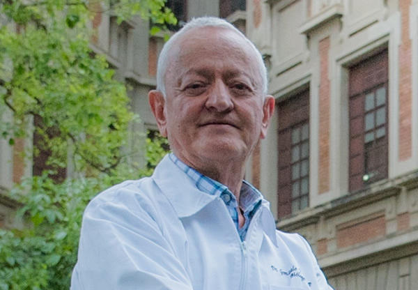 Dr. Gonzalo Vásquez